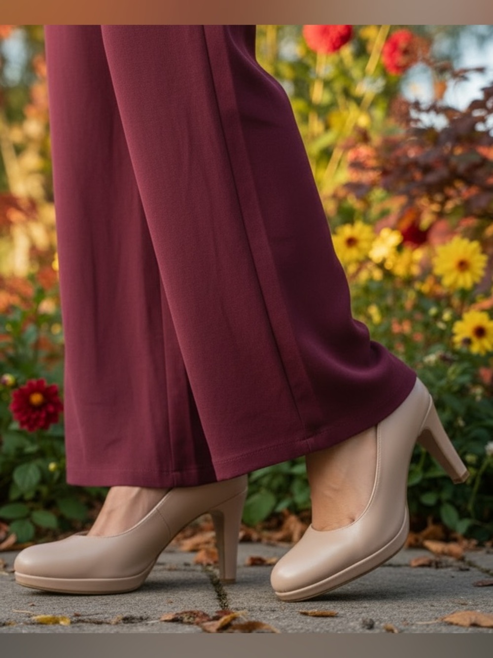 Naturalizer Beige Leather Platform Round Toe Pumps 8